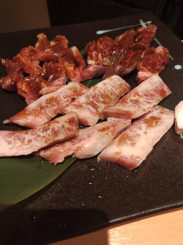 焼肉牛魔 四ツ橋店 - サブ画像1