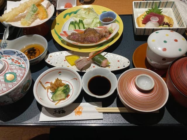 しゃぶしゃぶ 日本料理 木曽路 宝塚店 - サブ画像1