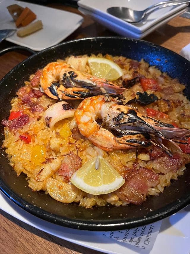 鉄板焼き&スペイン料理 Báscula - サブ画像1