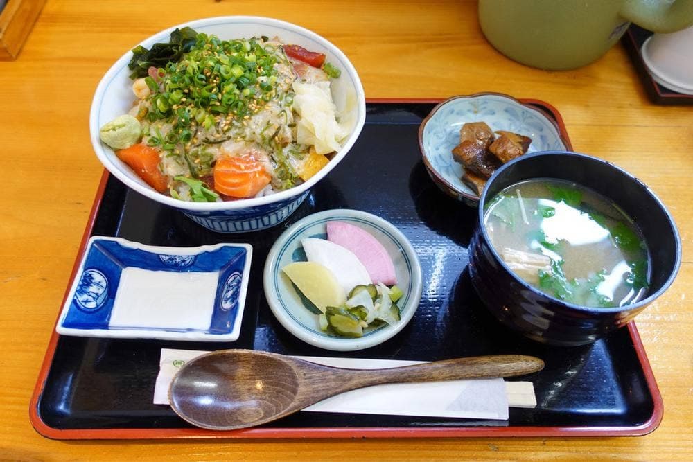 海鮮食堂 かいじ