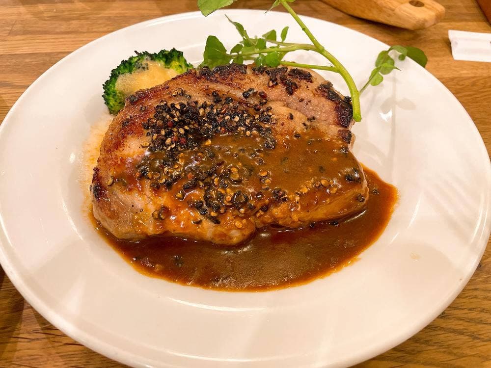 つばめグリル ルミネ新宿店