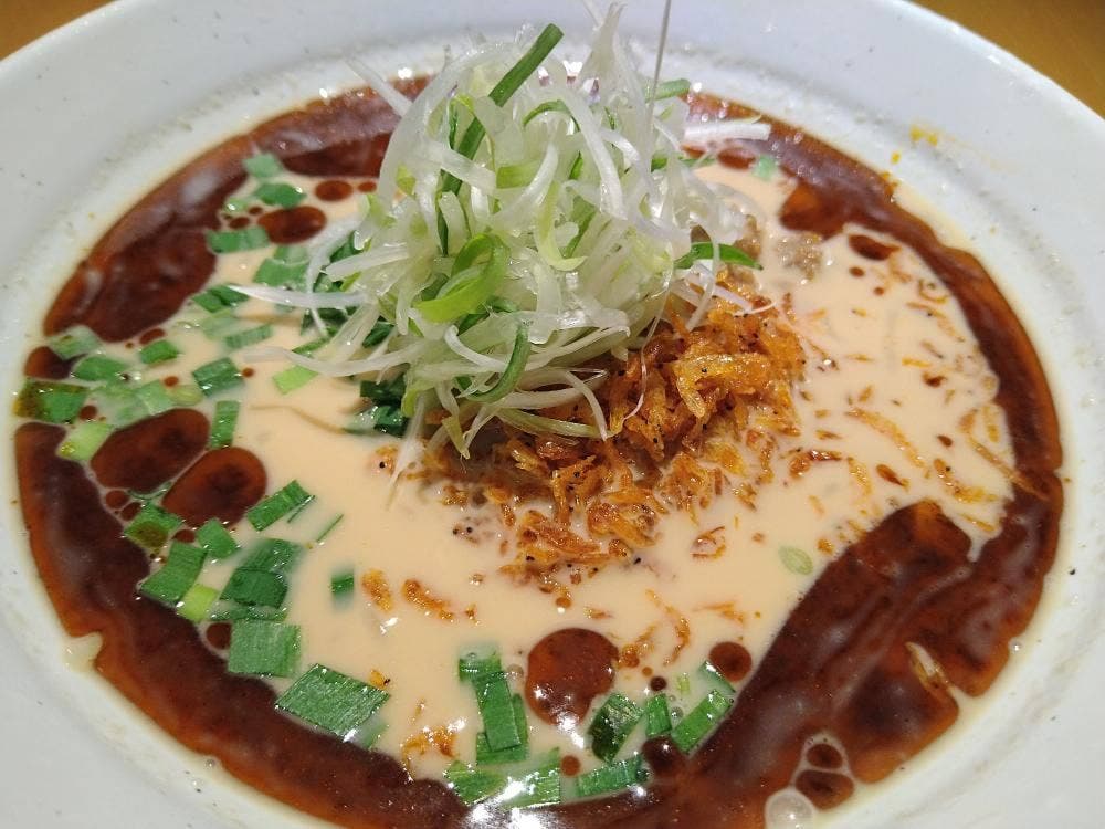 坦々麺 一龍 札幌北1条店