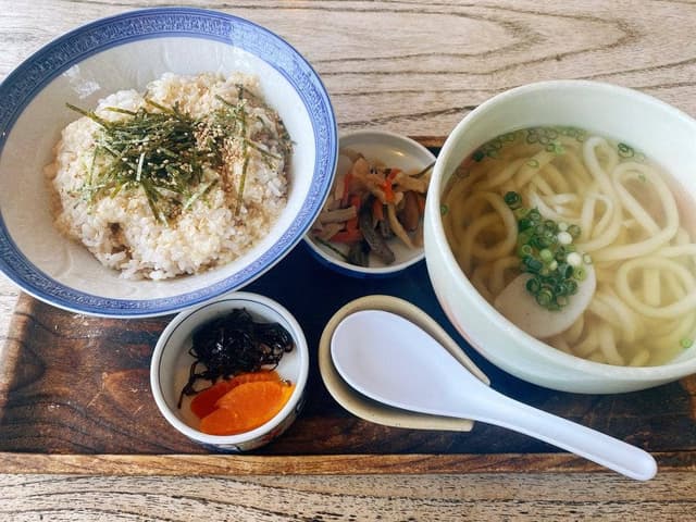 山小屋 - サブ画像2