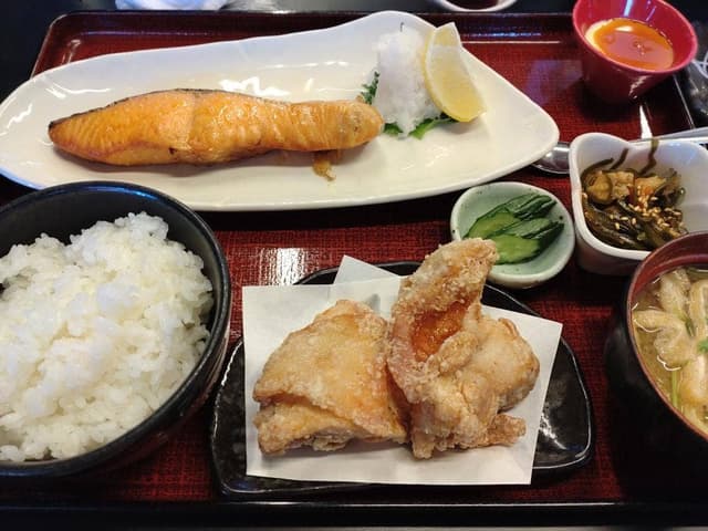 お食事処 まるや - サブ画像3