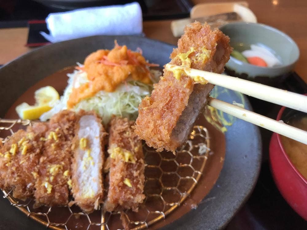とん膳 八街店