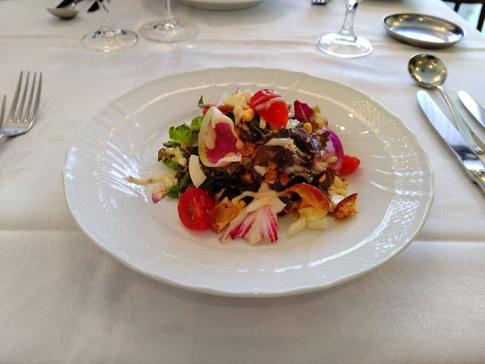 フランス料理 ポミエ