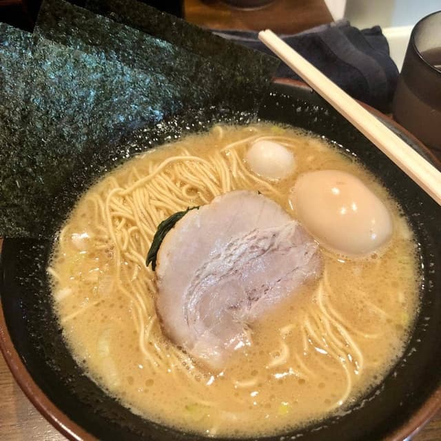 横浜家系ラーメン だるま家3 逗子店 - サブ画像1