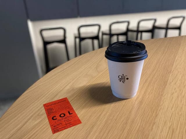 GLITCH COFFEE BREWED@9h 名古屋 - サブ画像1