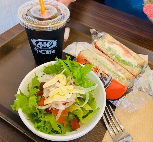 A&W Plus Cafe プラザハウス店 - サブ画像2
