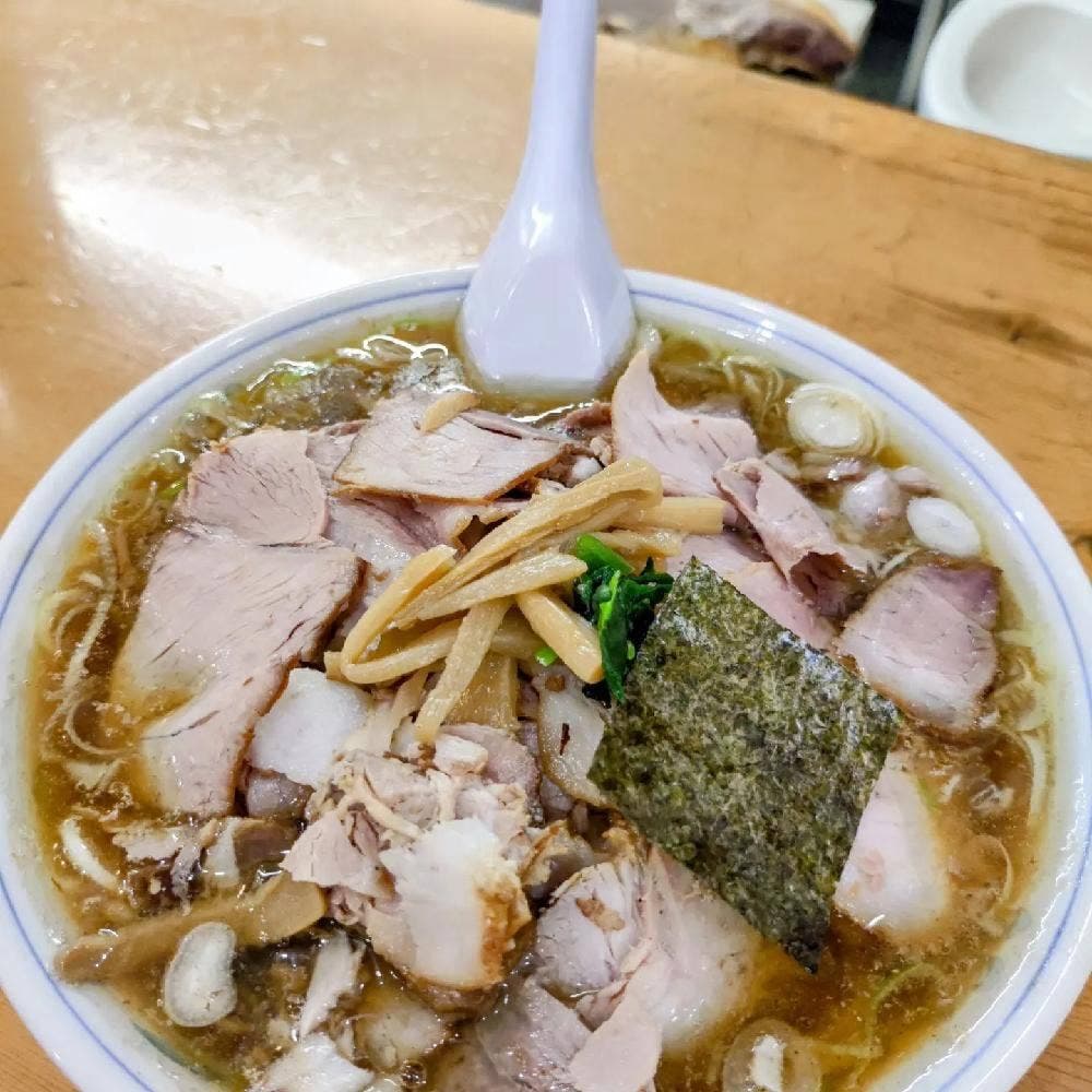 ラーメンやひこ