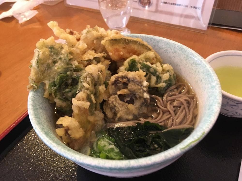 レストラン味彩七杜