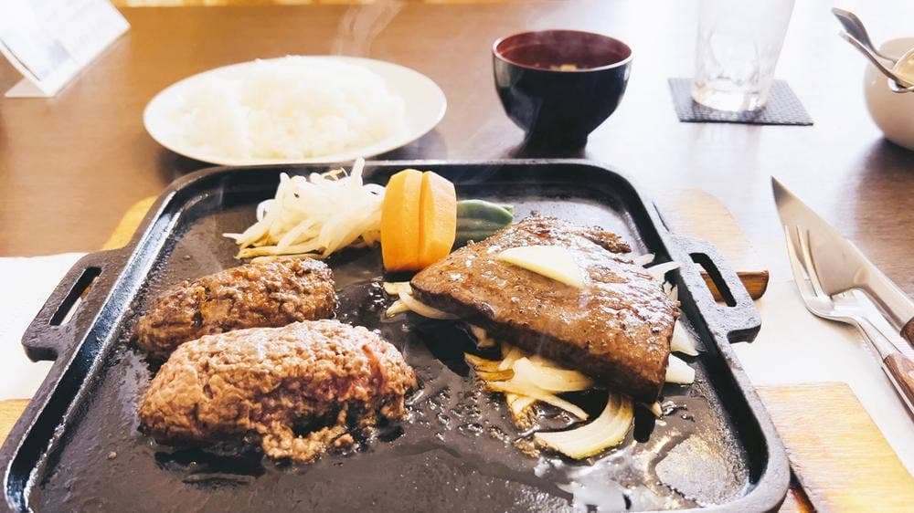ほわほわハンバーグ NA-NA by花もえぎ