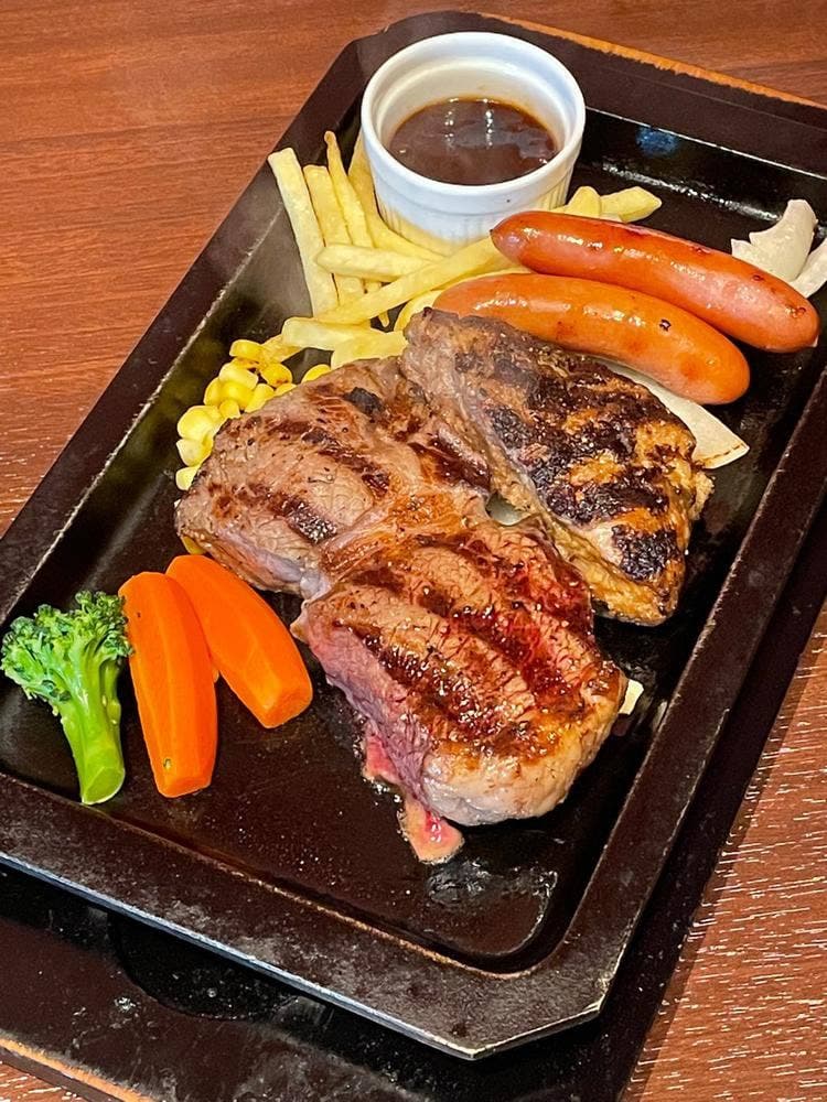 みんなDEステーキ みんなDE焼肉 金沢店