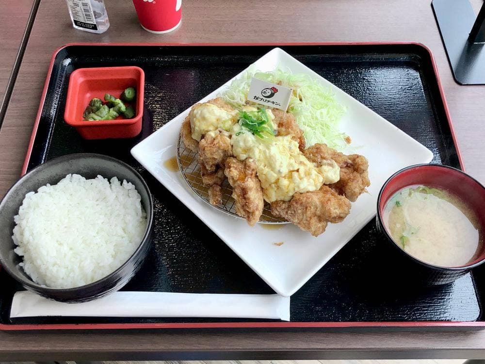 からあげ、定食、丼 がブリチキン。イオンモール上尾店