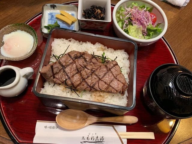 近江牛 毛利志満 長浜黒壁店 - サブ画像1