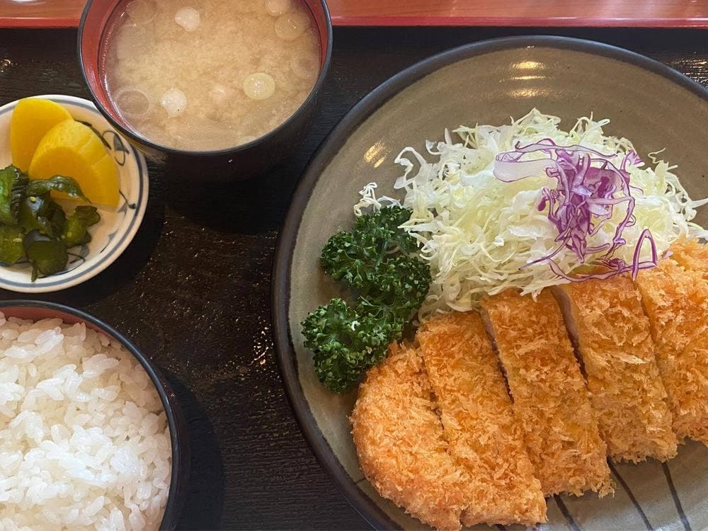 とんかつレストラン ポレポレ