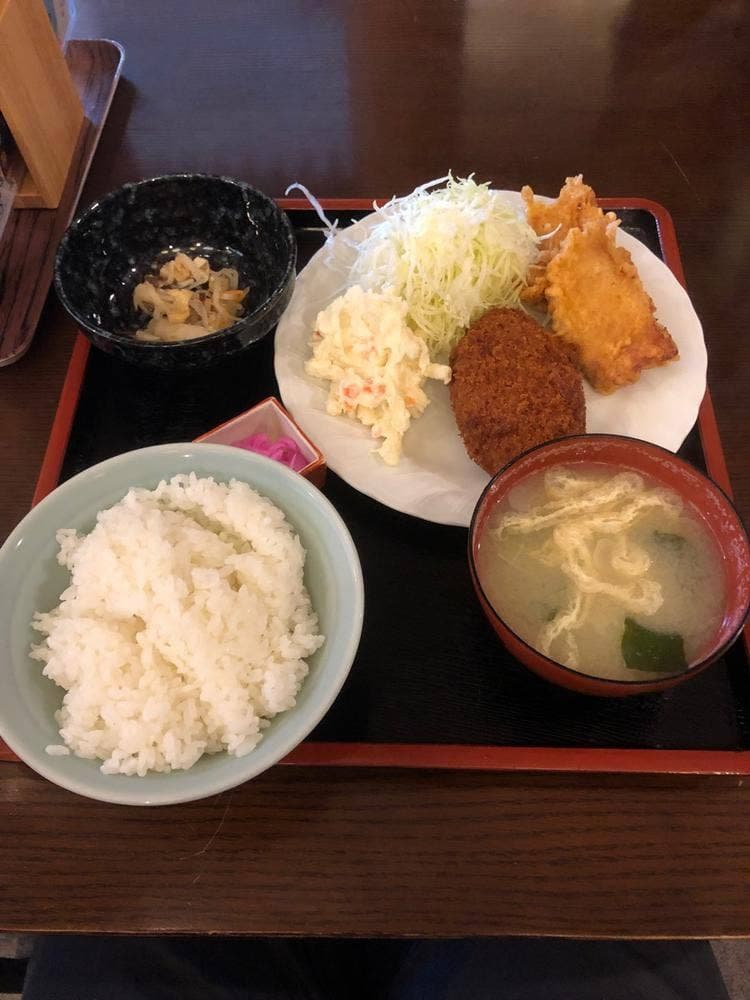 つり鐘うどん店