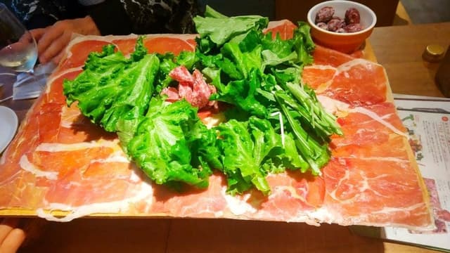 ワインの酒場。ディプント 新宿東口店 - サブ画像1