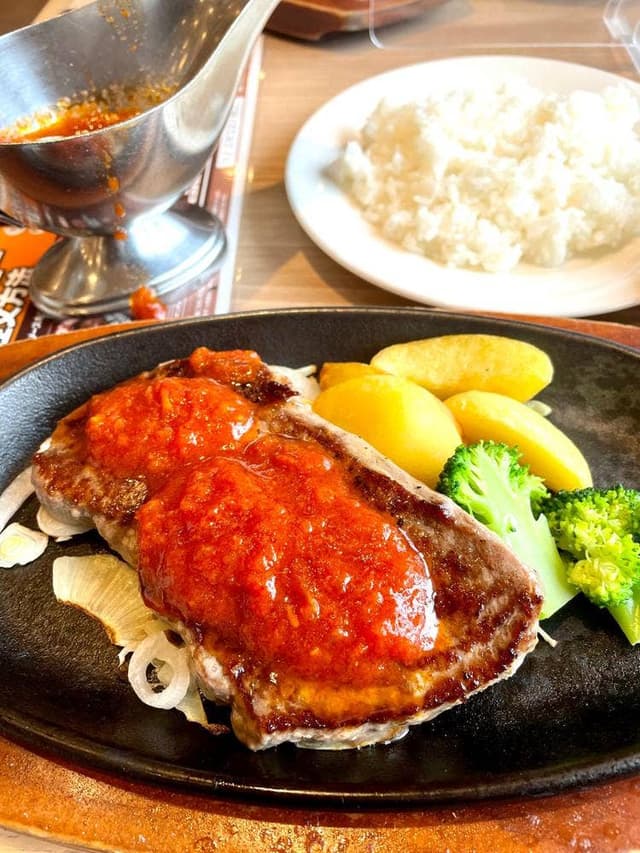 ステーキ宮 逗子店 - サブ画像1