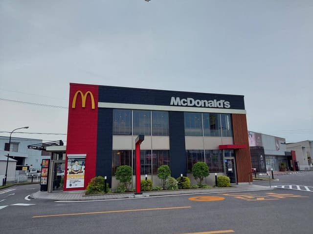 マクドナルド 24号川辺店 - サブ画像2
