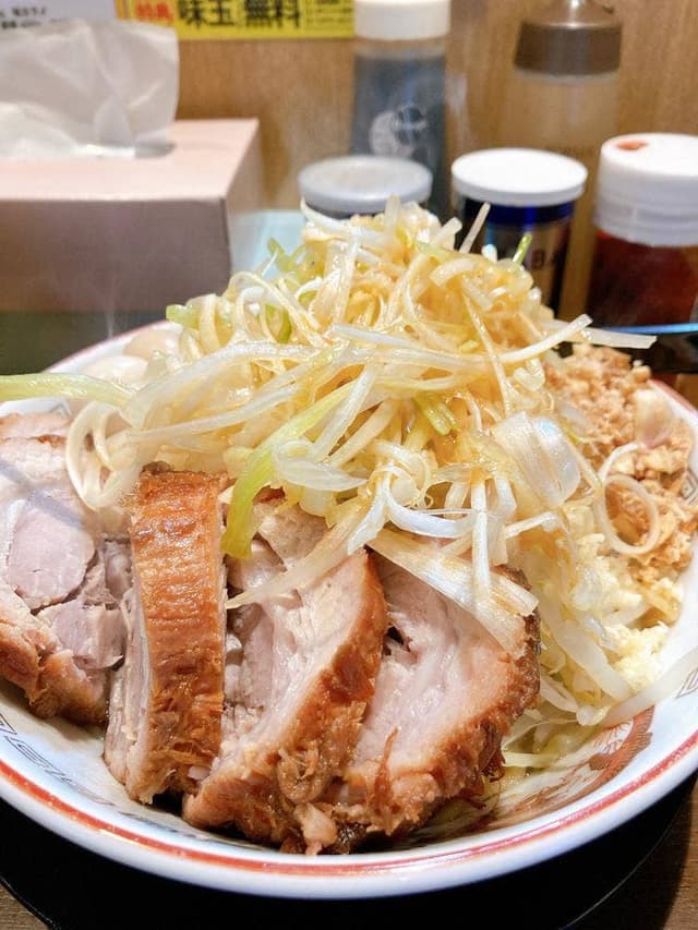 ラーメン豚山 横浜西口店 - サブ画像2