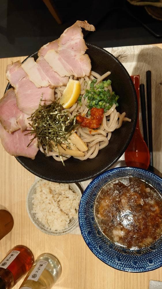 元祖油うどん 手練れ 新宿御苑店 - サブ画像1