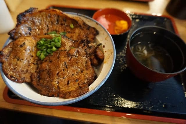豚みそ丼専門店 有隣 - サブ画像2