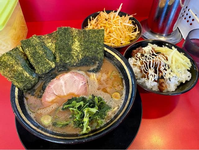 家系ラーメン 熊田家 - サブ画像3