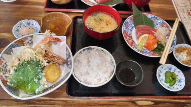 炉端食堂すすむ - サブ画像1