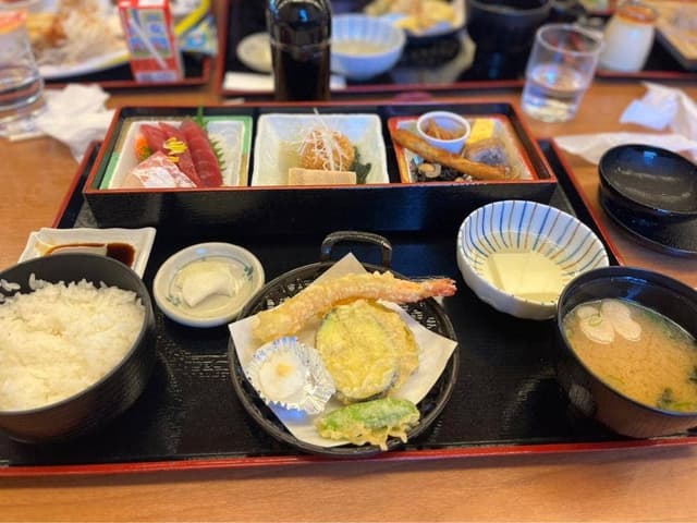 お食事処 湯上がり亭 とれとれの湯 - サブ画像1