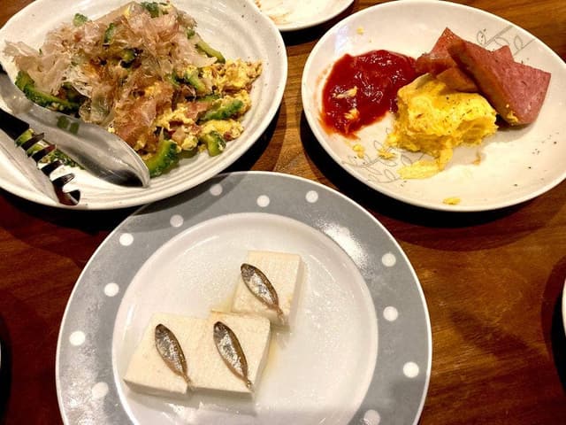 沖縄ダイニングバーさね - サブ画像1