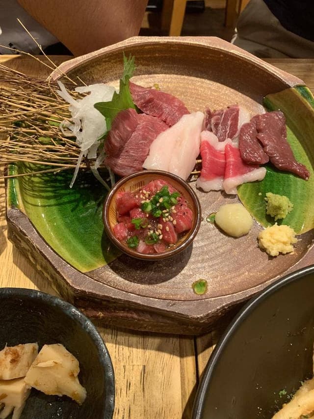 博多筑紫口 肉寿司 - サブ画像1