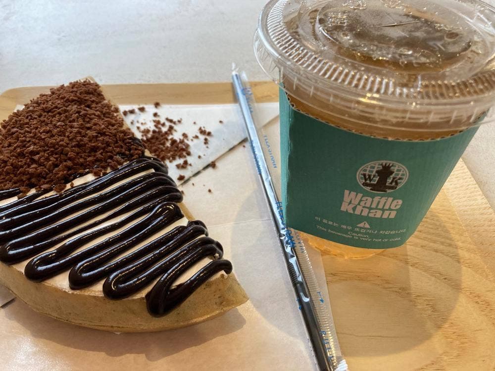 waffle khan コリアタウン本店