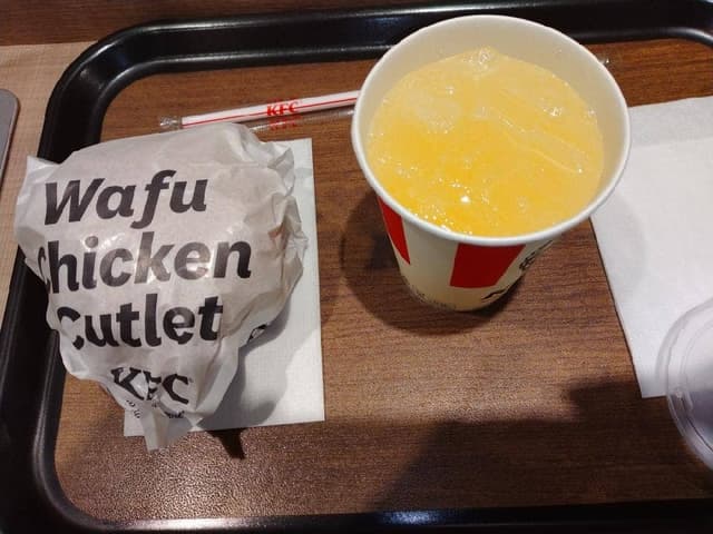 ケンタッキーフライドチキン 三ノ輪店 - サブ画像1