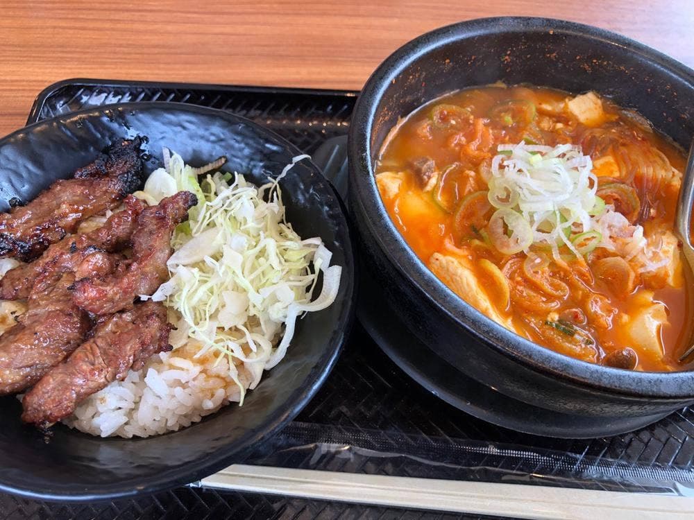 カルビ丼とスン豆腐の専門店 韓丼 美濃加茂店