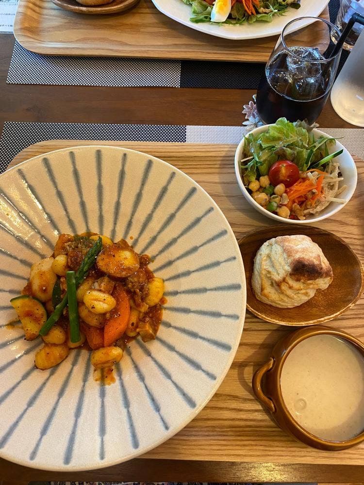 Tea time cafe やまのいえ