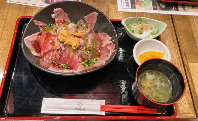 肉寿司 郡山 - サブ画像1