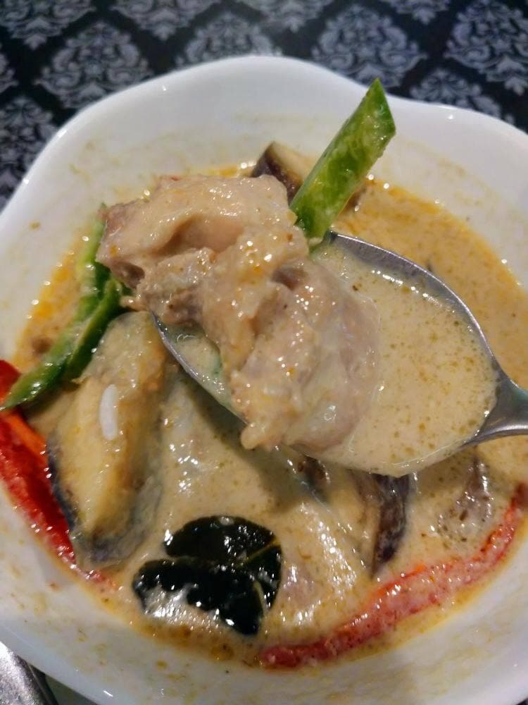 サバイ タイタイ