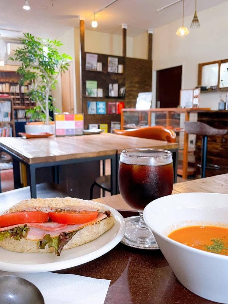 ポルタの喫茶室 by PORTA WORKS 392