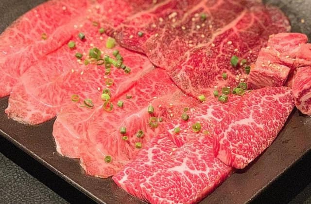 焼肉酒家 傳々 - サブ画像1