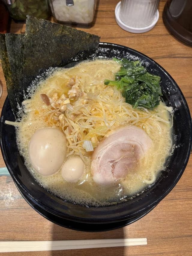 横浜家系ラーメン 春吉家 - サブ画像3