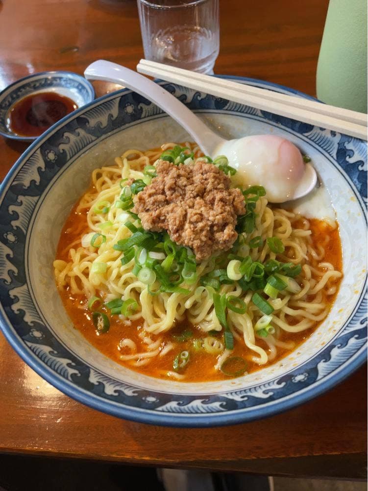 ラウ麺食堂すずめのお宿