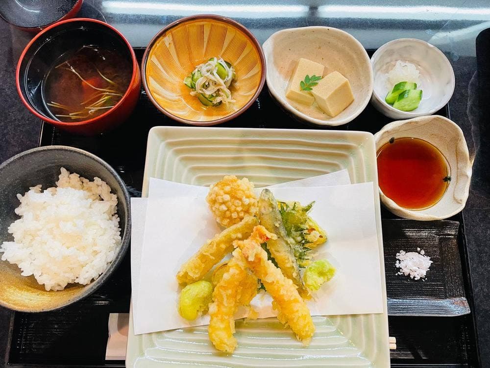 日本料理 梅堂