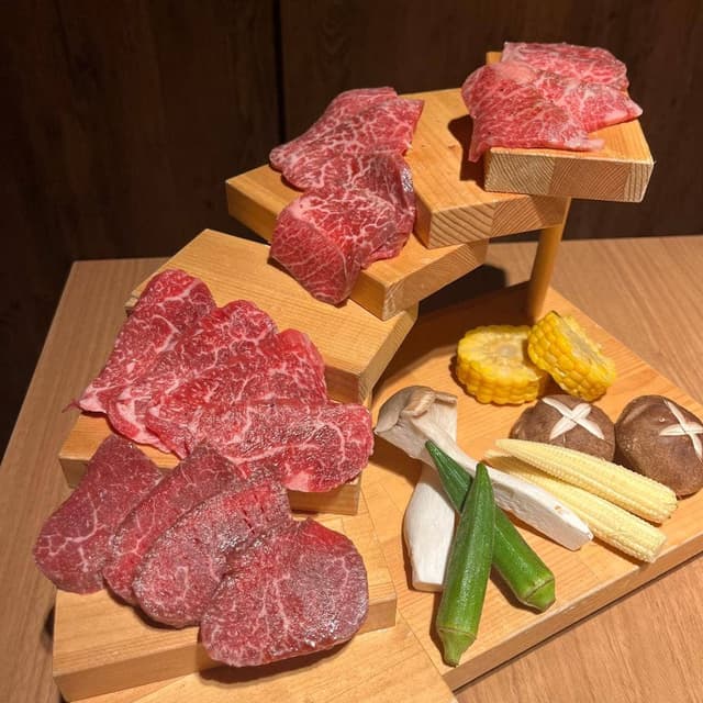 焼肉・にくなべ屋 神戸びいどろ 大船店 - サブ画像1