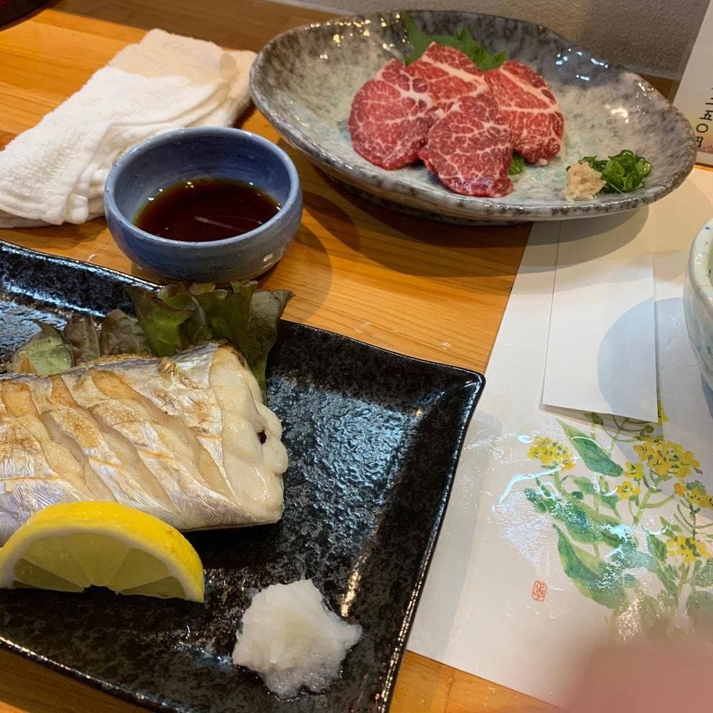 じん六