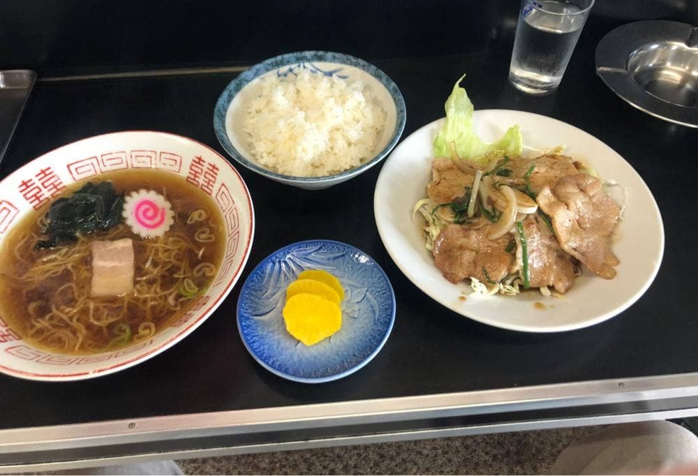 かつよし食堂