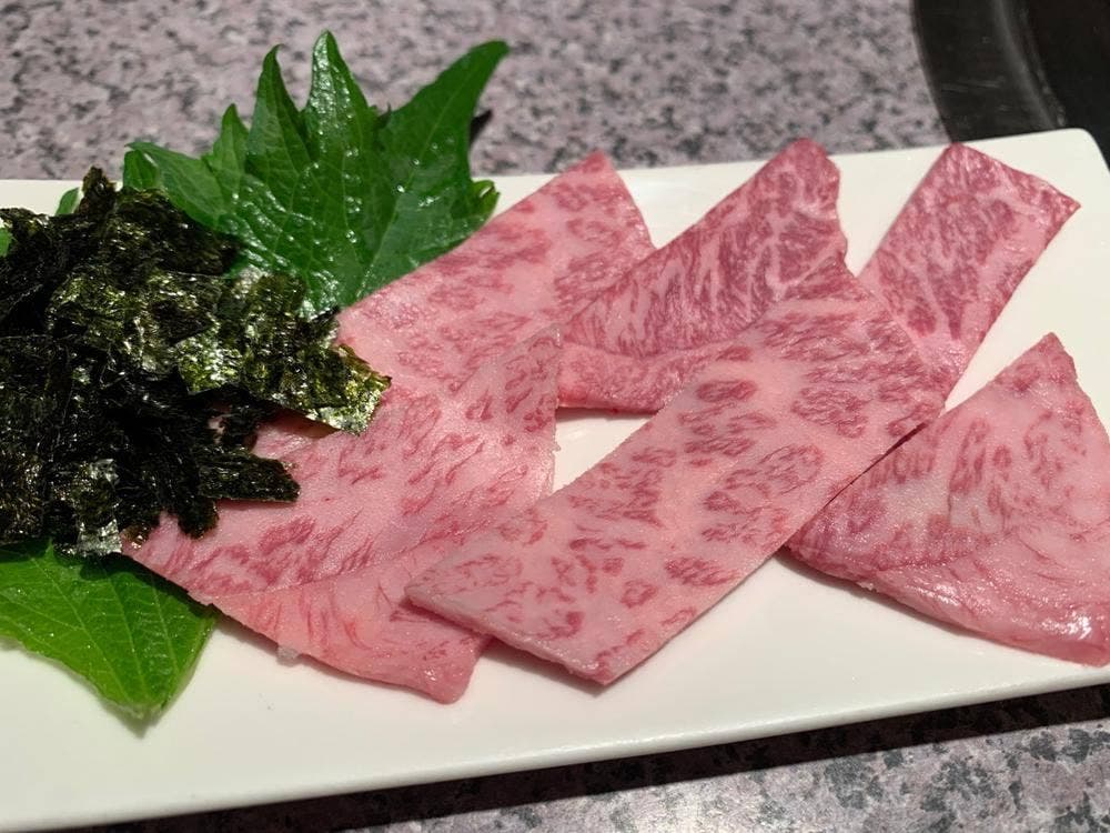 焼肉 牛泉