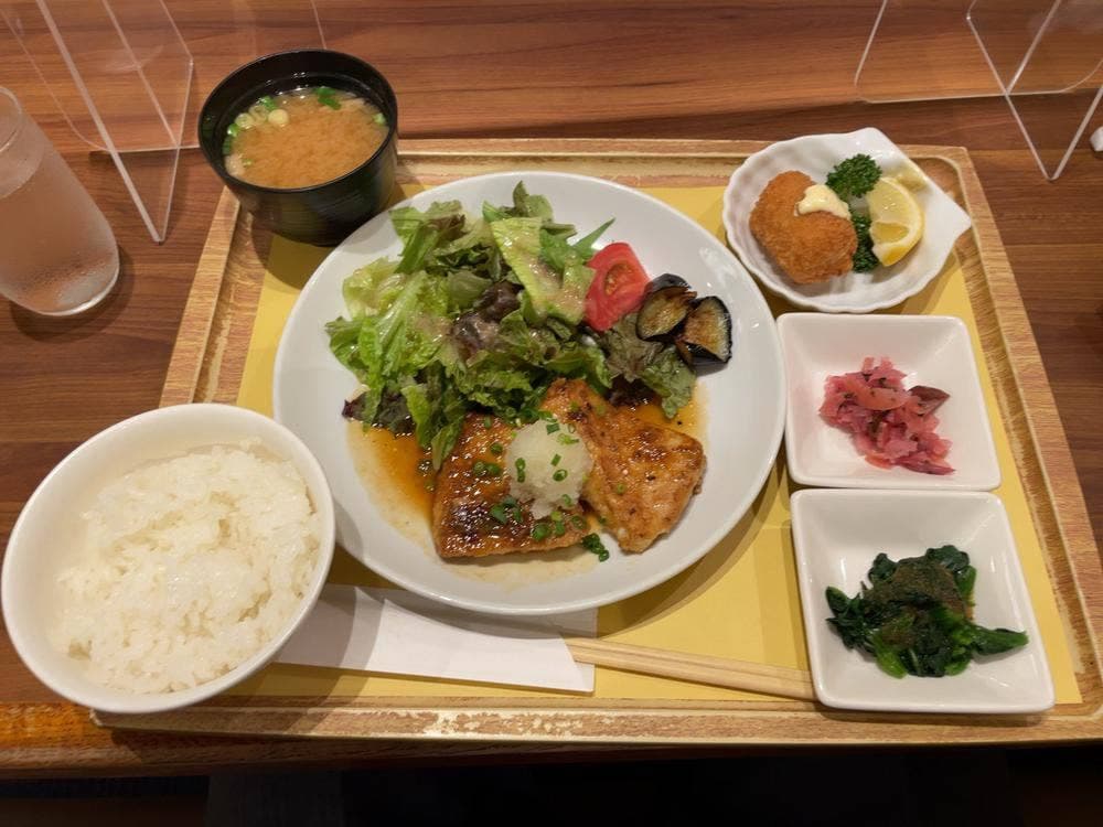 ロイヤルホスト 戸塚店