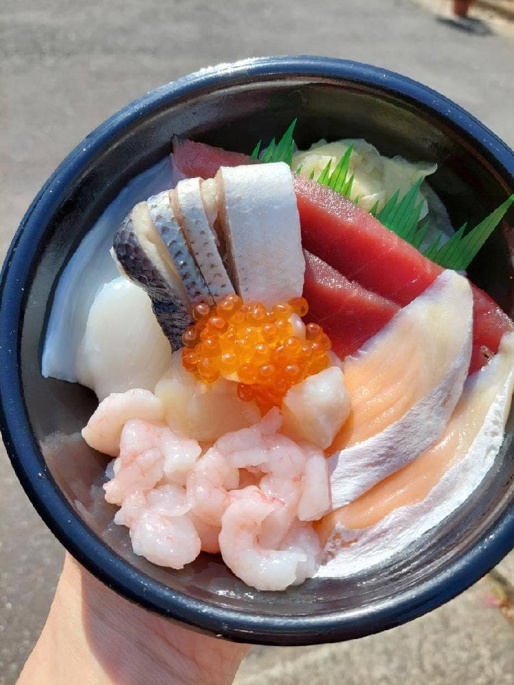 味わい創作 魚丼 横浜子安店