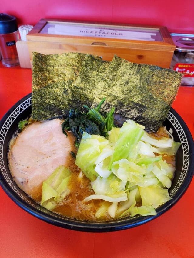 横浜家系ラーメン 内田家 博多本店 - サブ画像1